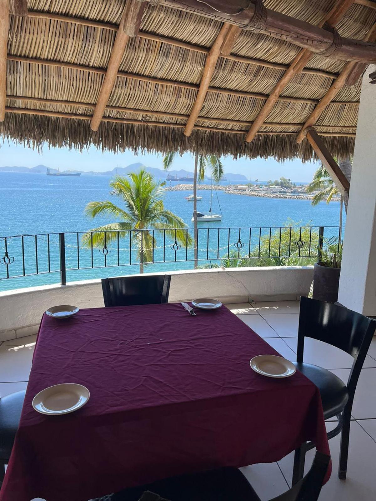 Frente Al Mar, Comodo Y Familiar Манзанило Екстериор снимка